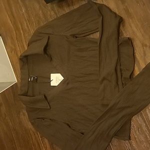 Brown Longsleeve Collared Ribbed Crop Top